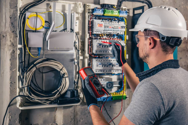 Best Best Electricians Near Me  in Oak Hills, OR