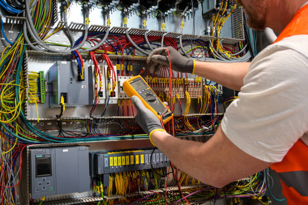  Oak Hills, OR Electrician Pros